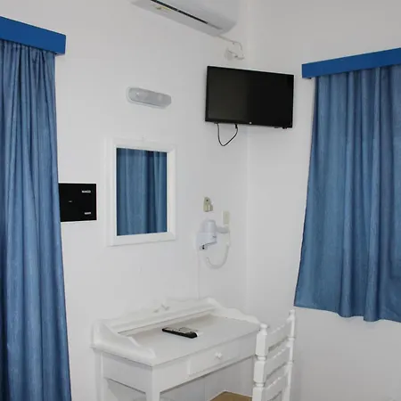 The Three Anchors Hotel