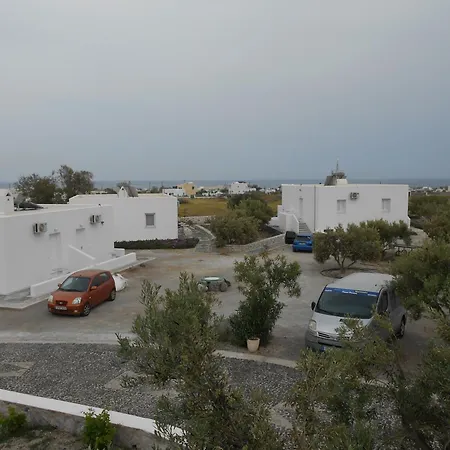 Hotel The Three Anchors Emporio (Santorini)